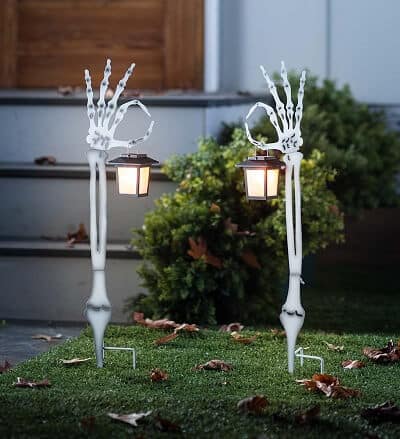 Skeleton Arms Stakes With Solar Lights